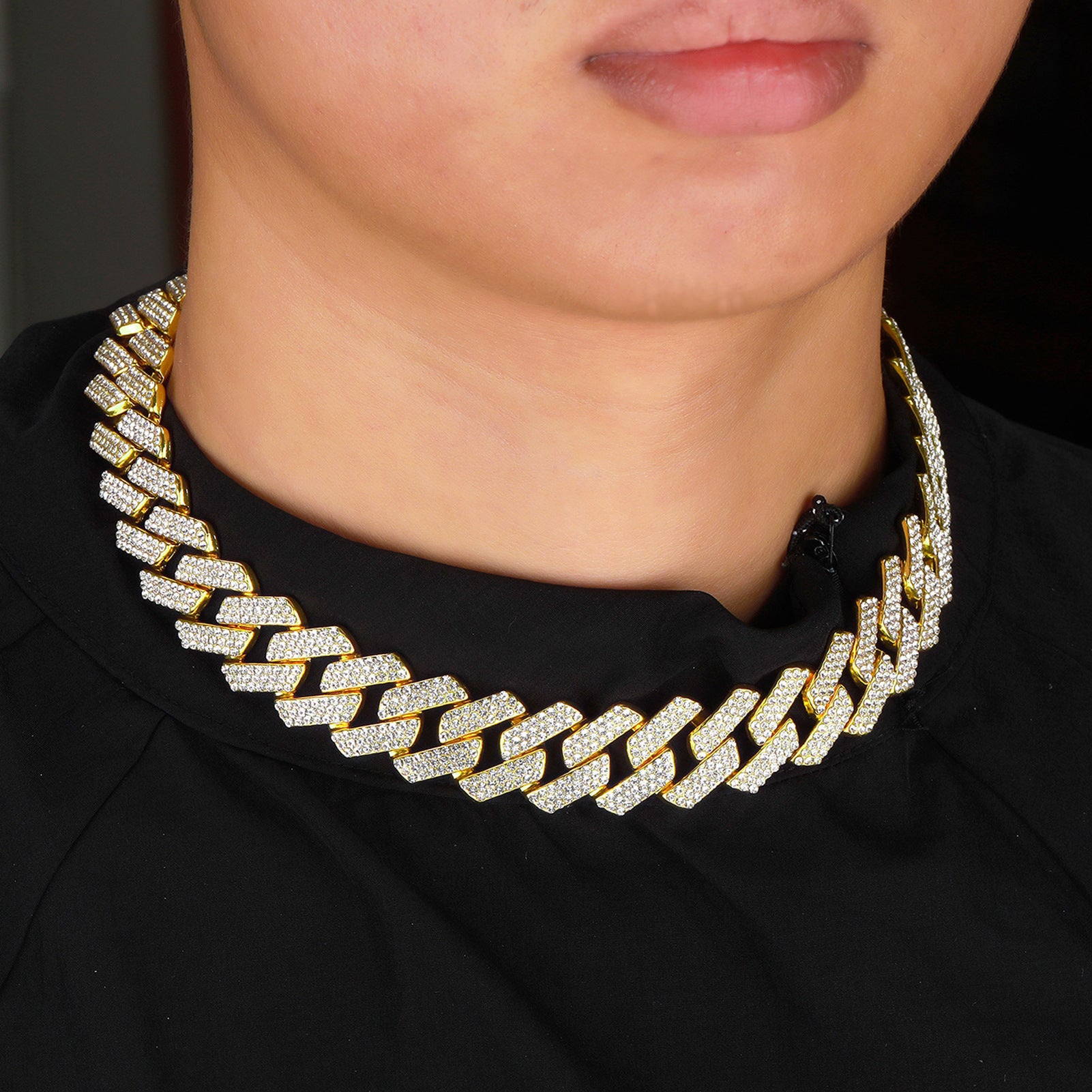 Diamond-Shaped Cuban-Link Necklace